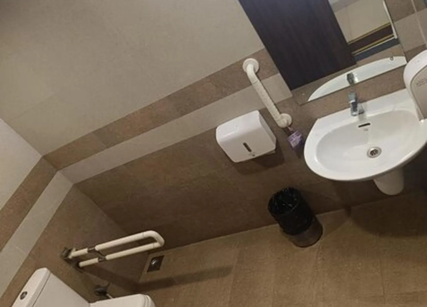 ***  Prayana Hotels Kochi India